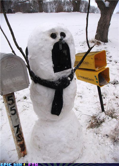 mailbox-snowman