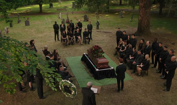 Riverdale season 4 luke perry funeral 2307124 1