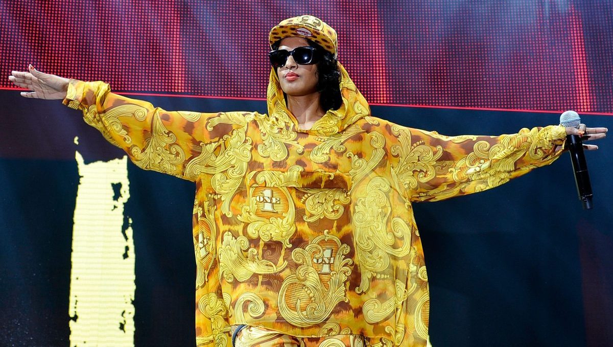 Singer M.I.A. performs during the World Premiere of the smart forjeremy Showcar by Jeremy Scott at Jim Henson Studios on November 27, 2012 in Hollywood, California. 