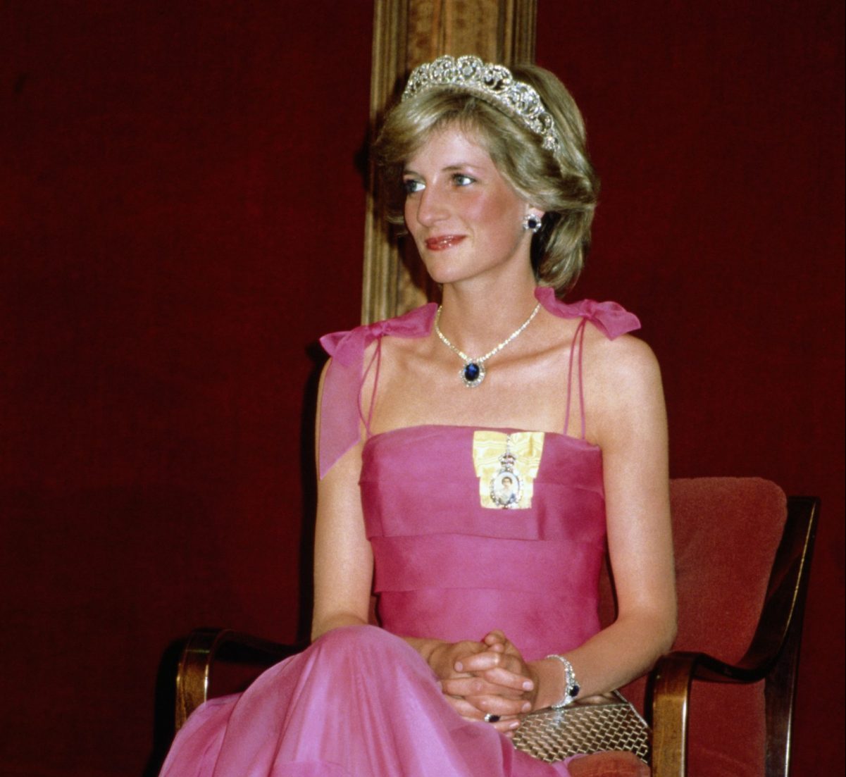 The Princess of Wales wears a pink Victor Edelstein dress and the Spencer tiara to a state reception in Brisbane, 11th April 1983. 